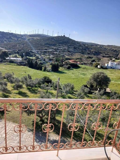 Παραθαλασσιο Σπιτι Στην Εξοχη Villa Tsakei ภายนอก รูปภาพ