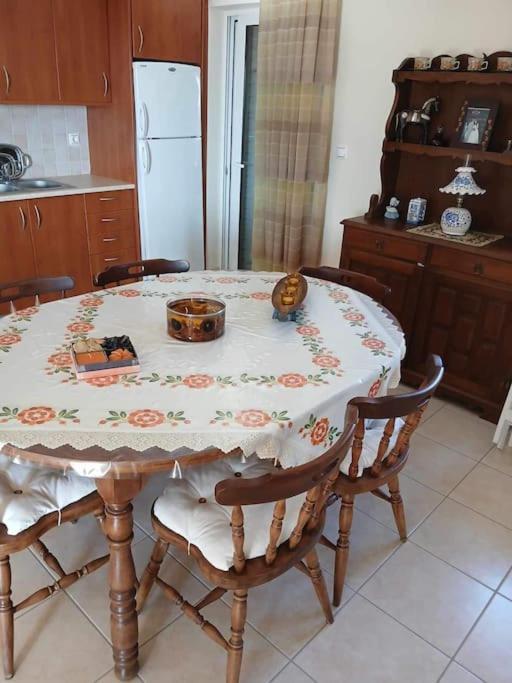 Παραθαλασσιο Σπιτι Στην Εξοχη Villa Tsakei ภายนอก รูปภาพ